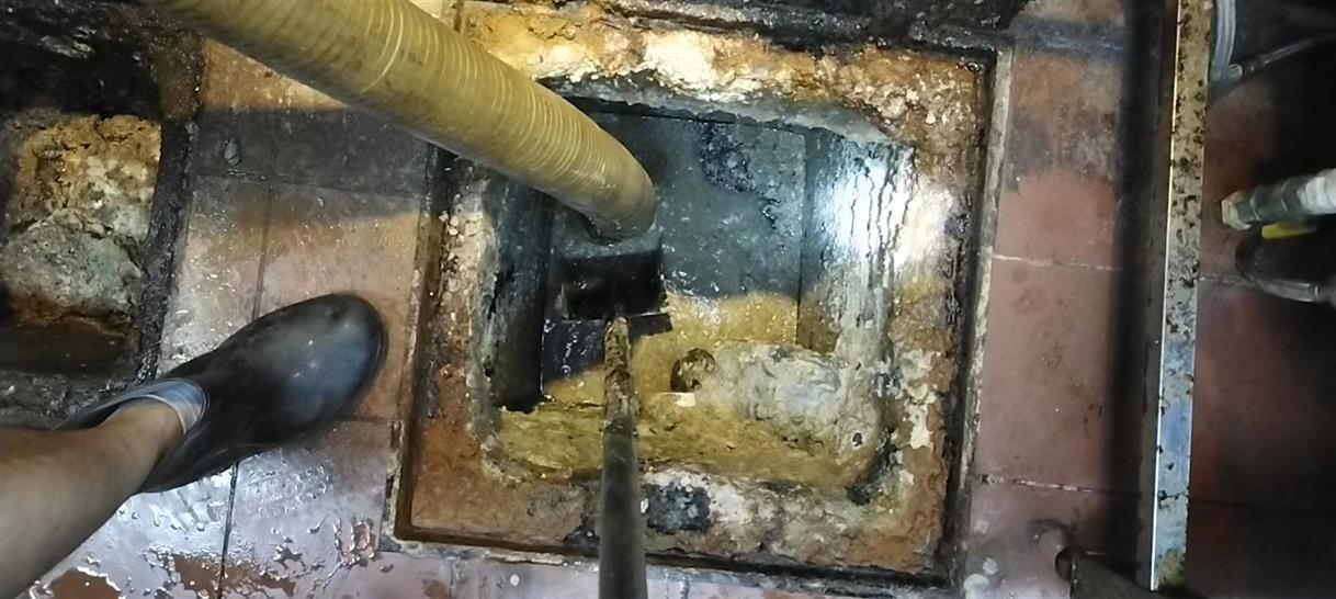 中原镇化油池清理-污水池清掏